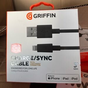 Griffin Charger Cable for iPhone-iPad-iPod 3"